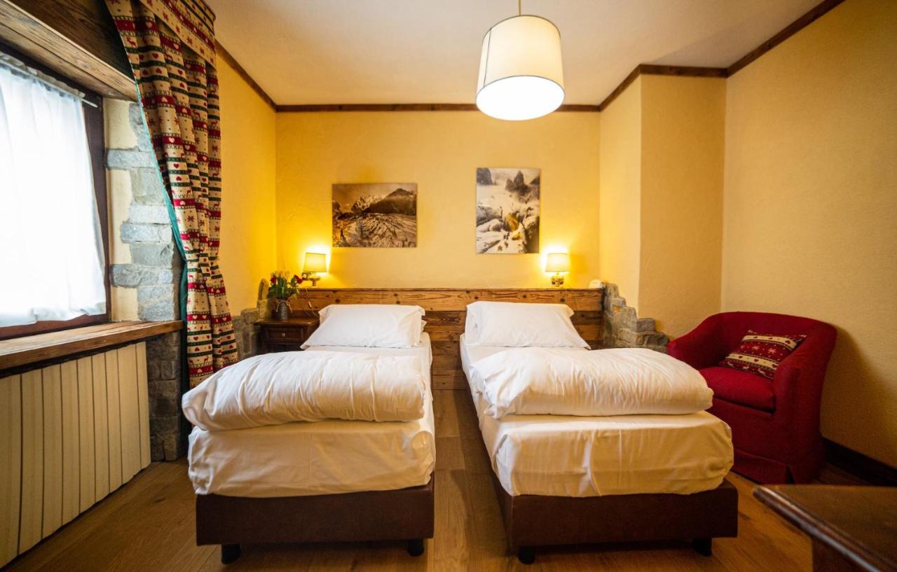Hotel Jumeaux Breuil-Cervinia Exterior photo