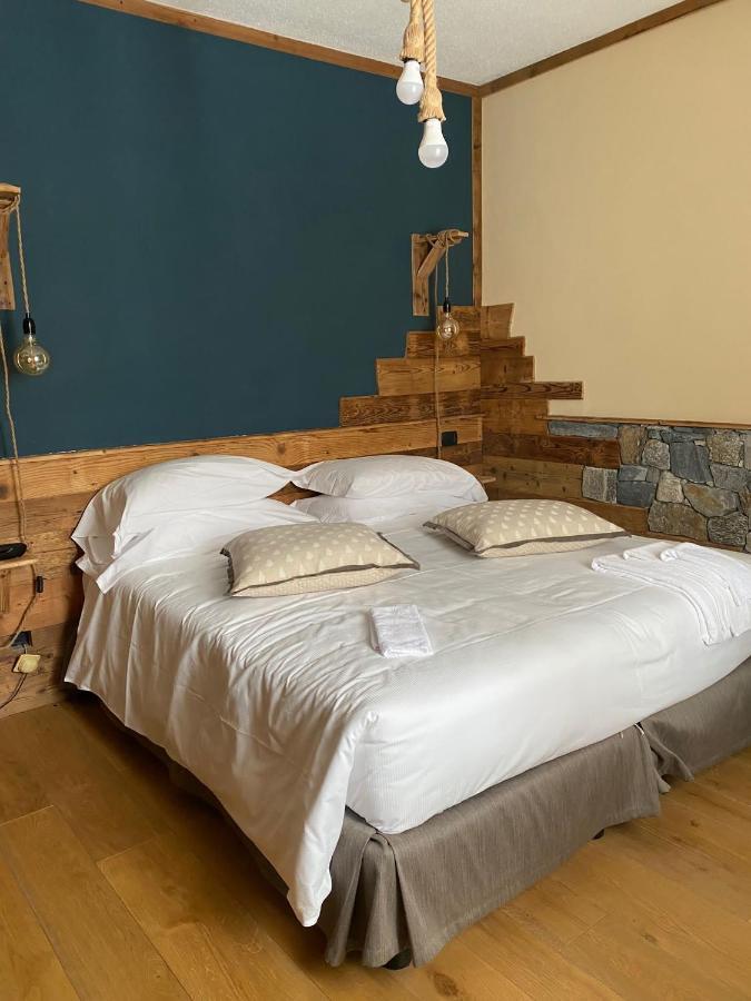 Hotel Jumeaux Breuil-Cervinia Exterior photo