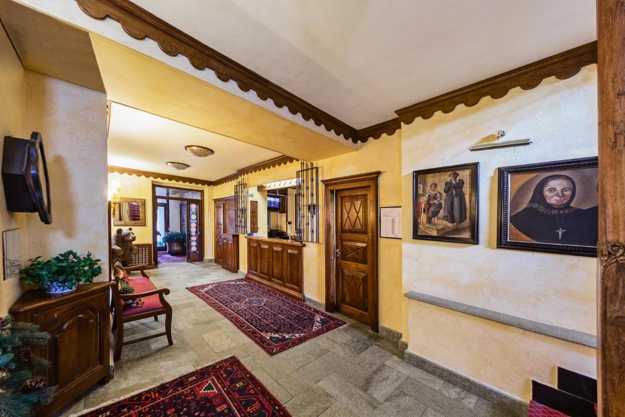 Hotel Jumeaux Breuil-Cervinia Exterior photo