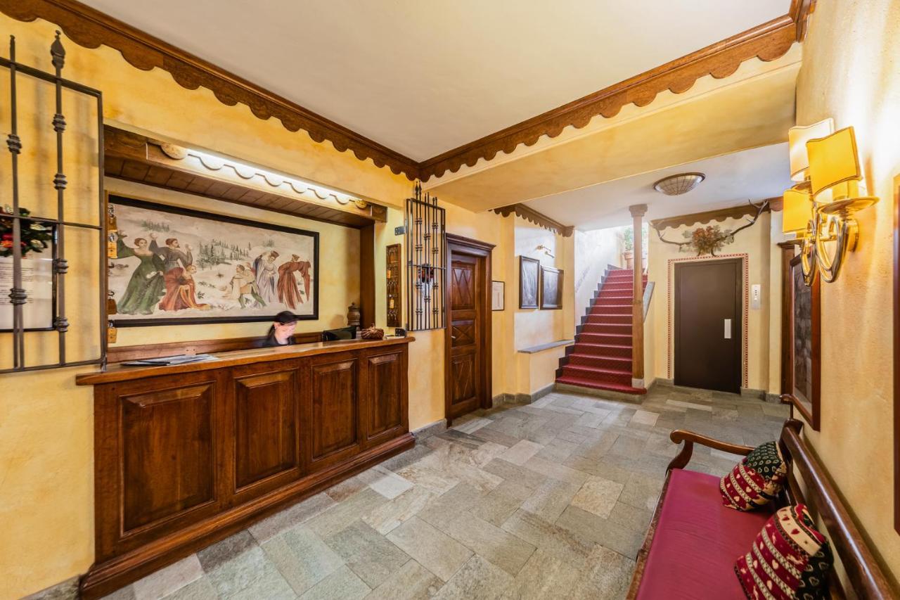 Hotel Jumeaux Breuil-Cervinia Exterior photo